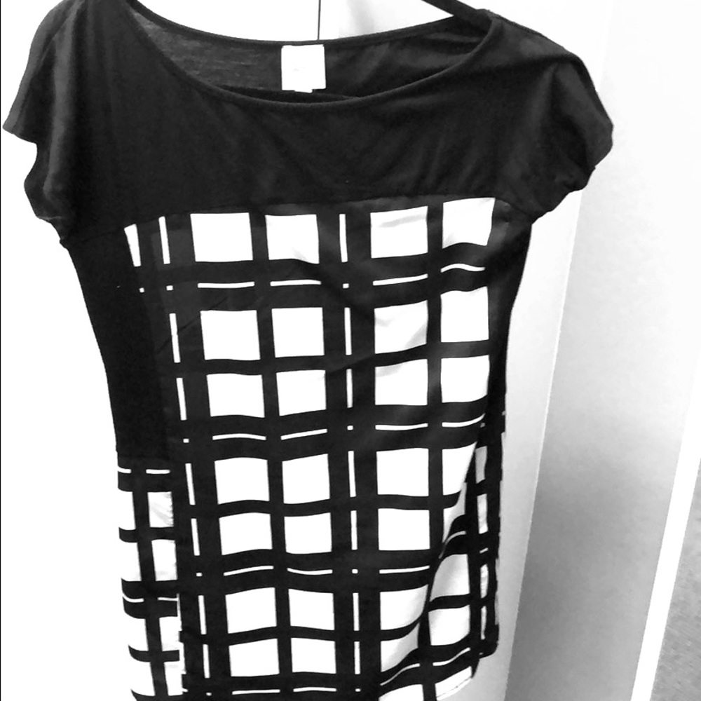 Black white long top